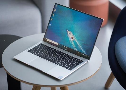 华为matebook耳机孔用不了怎么办？matebook16充电器可以充手机吗？